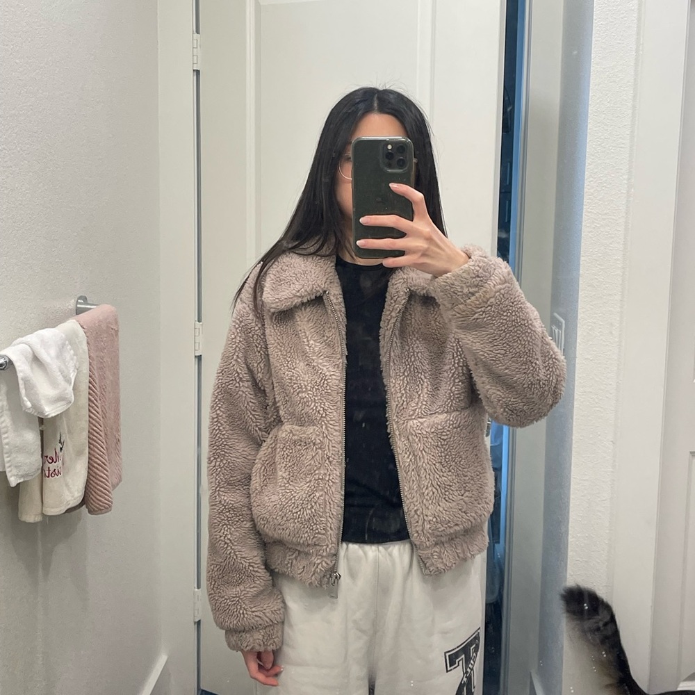 UO Fuzzy Teddy Jacket